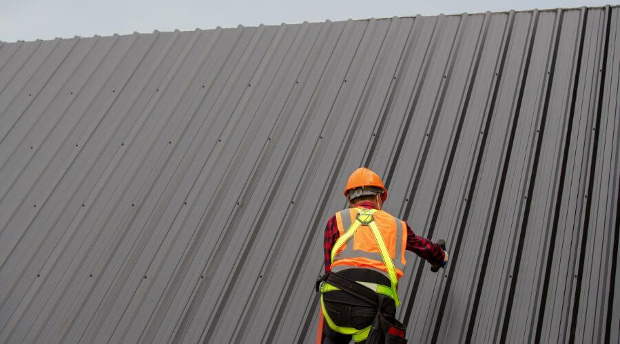 Professional metal roof installation services in Bridgeport, CT